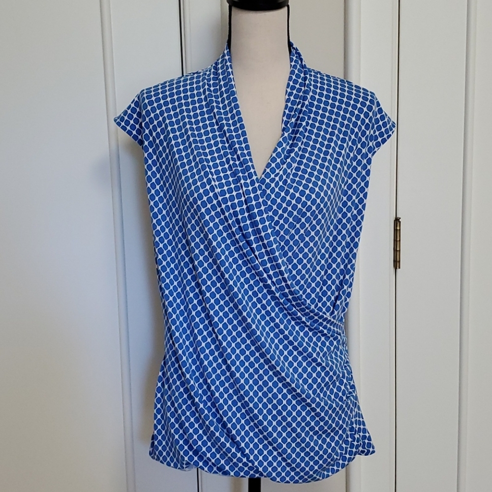 Sleeveless drape blouse